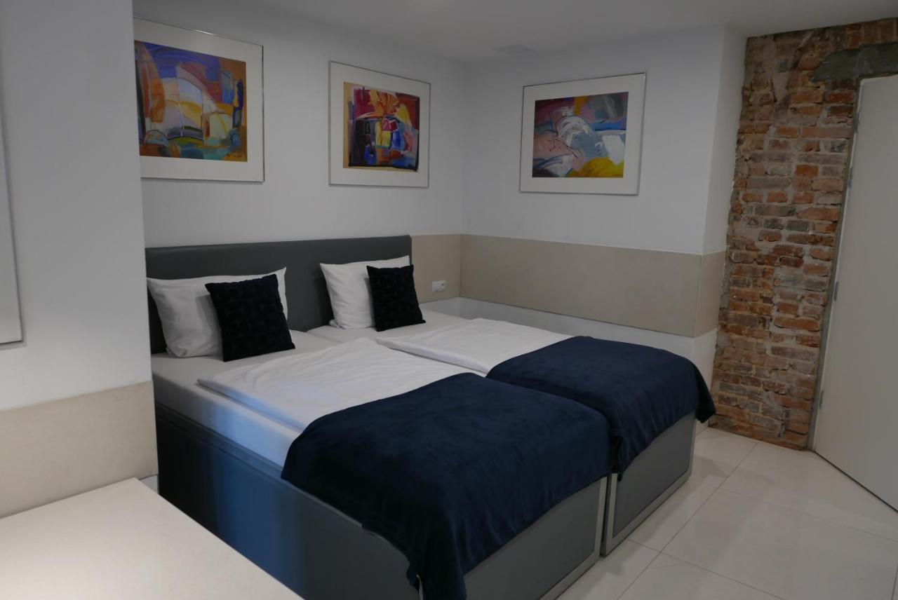 Rooms Бытом Экстерьер фото